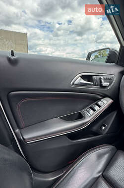 Позашляховик / Кросовер Mercedes-Benz GLA-Class 2016 в 
