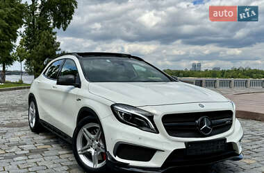 Позашляховик / Кросовер Mercedes-Benz GLA-Class 2016 в 