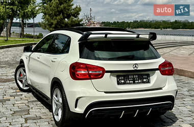 Позашляховик / Кросовер Mercedes-Benz GLA-Class 2016 в 