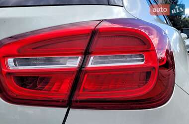 Внедорожник / Кроссовер Mercedes-Benz GLA-Class 2014 в 