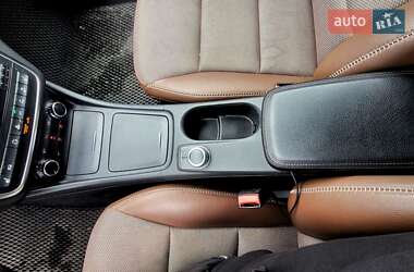 Внедорожник / Кроссовер Mercedes-Benz GLA-Class 2014 в 