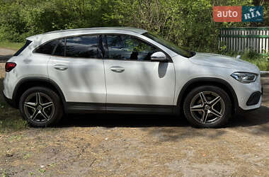 Внедорожник / Кроссовер Mercedes-Benz GLA-Class 2020 в 
