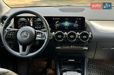 Внедорожник / Кроссовер Mercedes-Benz GLA-Class 2020 в 