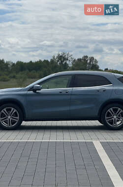 Позашляховик / Кросовер Mercedes-Benz GLA-Class 2015 в 