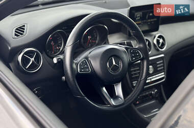 Внедорожник / Кроссовер Mercedes-Benz GLA-Class 2017 в 