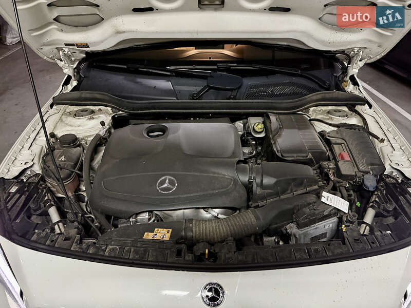 Позашляховик / Кросовер Mercedes-Benz GLA-Class 2015 в Києві