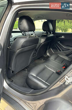 Внедорожник / Кроссовер Mercedes-Benz GLA-Class 2014 в 