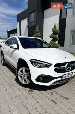 Внедорожник / Кроссовер Mercedes-Benz GLA-Class 2021 в 