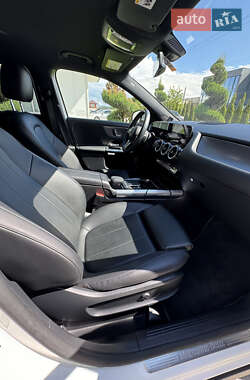 Внедорожник / Кроссовер Mercedes-Benz GLA-Class 2021 в 