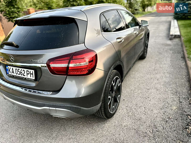 Позашляховик / Кросовер Mercedes-Benz GLA-Class 2019 в Києві