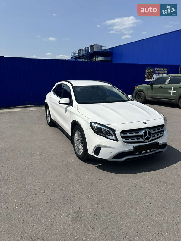 Позашляховик / Кросовер Mercedes-Benz GLA-Class 2019 в Кропивницькому
