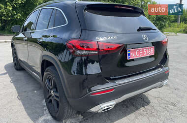 Внедорожник / Кроссовер Mercedes-Benz GLA-Class 2020 в 