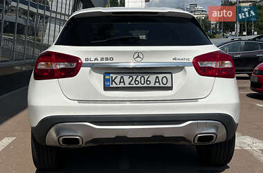 Внедорожник / Кроссовер Mercedes-Benz GLA-Class 2018 в 