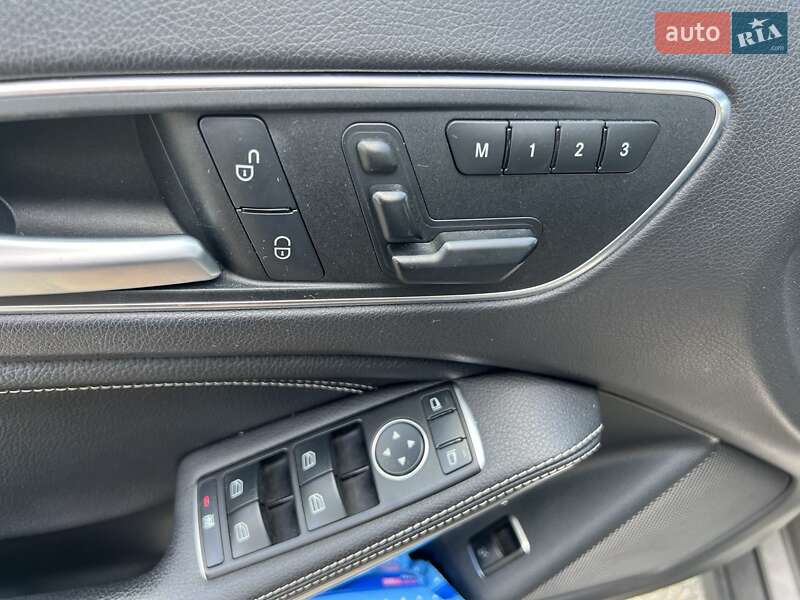 Позашляховик / Кросовер Mercedes-Benz GLA-Class 2015 в Києві