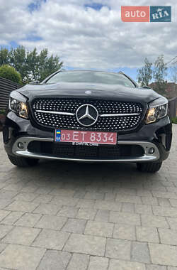 Внедорожник / Кроссовер Mercedes-Benz GLA-Class 2015 в Луцке