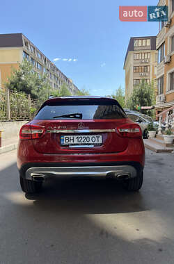 Внедорожник / Кроссовер Mercedes-Benz GLA-Class 2016 в 