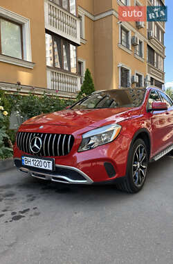 Внедорожник / Кроссовер Mercedes-Benz GLA-Class 2016 в 