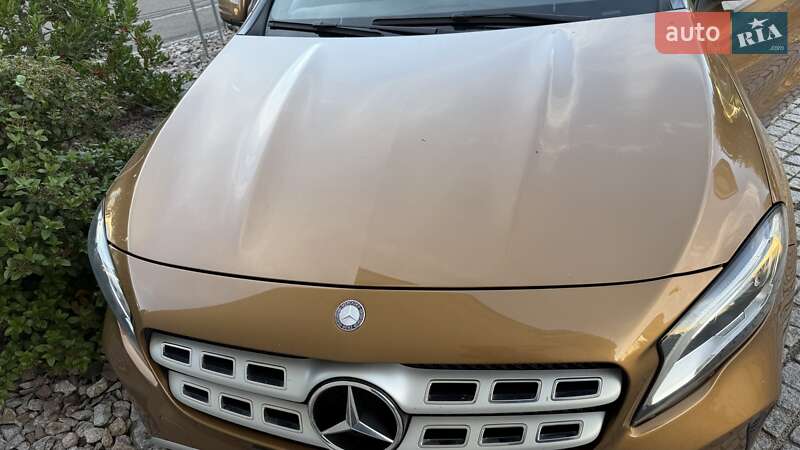 Внедорожник / Кроссовер Mercedes-Benz GLA-Class 2017 в Киеве