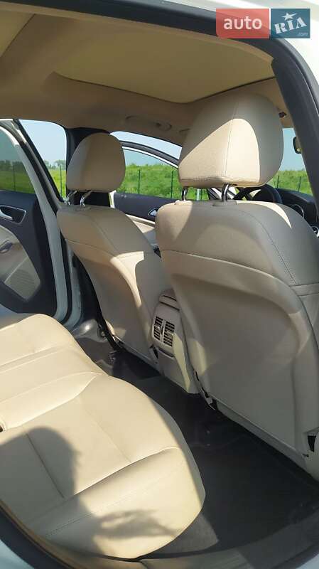 Внедорожник / Кроссовер Mercedes-Benz GLA-Class 2017 в Ровно