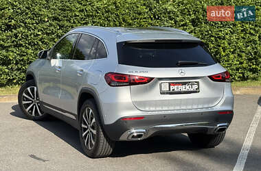 Внедорожник / Кроссовер Mercedes-Benz GLA-Class 2020 в 