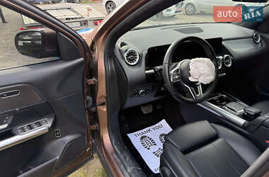 Внедорожник / Кроссовер Mercedes-Benz GLA-Class 2023 в 