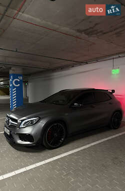 Позашляховик / Кросовер Mercedes-Benz GLA-Class 2019 в 