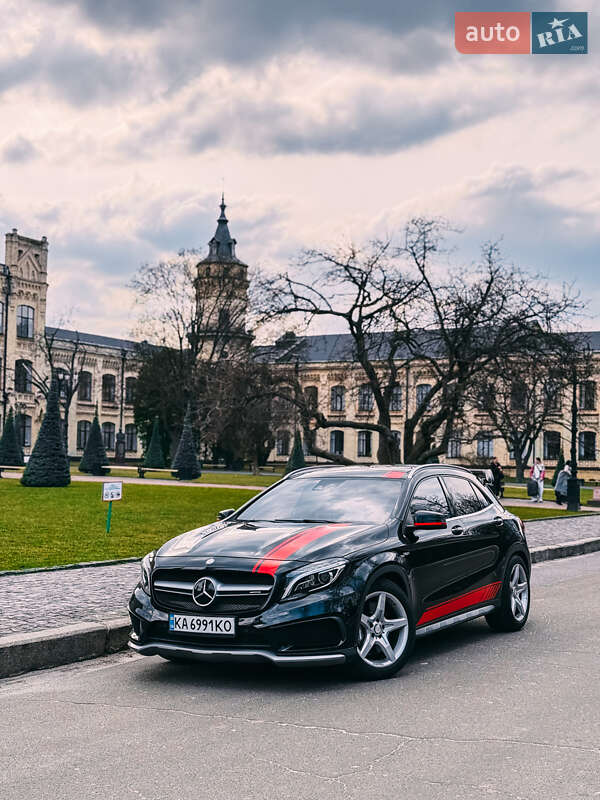 Внедорожник / Кроссовер Mercedes-Benz GLA-Class 2015 в 