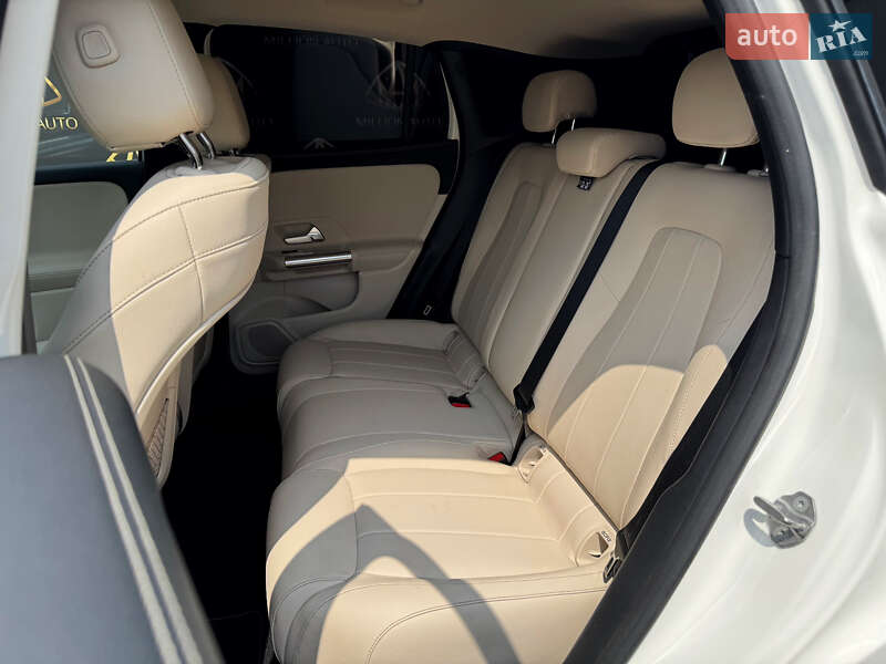 Позашляховик / Кросовер Mercedes-Benz GLA-Class 2020 в Києві