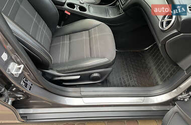 Внедорожник / Кроссовер Mercedes-Benz GLA-Class 2014 в 