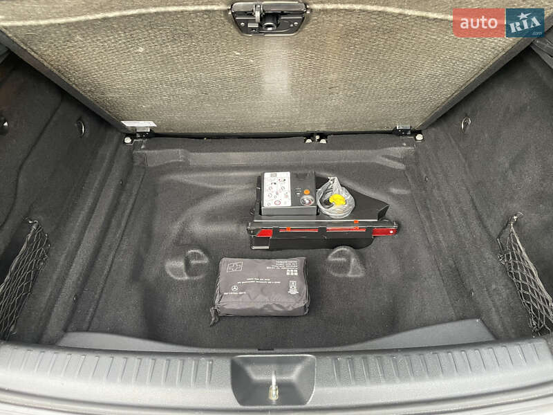 Внедорожник / Кроссовер Mercedes-Benz GLA-Class 2014 в Киеве фото 22 Внедорожник / Кроссовер Mercedes-Benz GLA-Class 2014 в Киеве