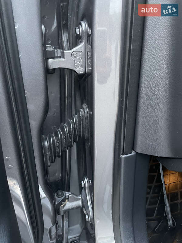 Внедорожник / Кроссовер Mercedes-Benz GLA-Class 2014 в Киеве фото 35 Внедорожник / Кроссовер Mercedes-Benz GLA-Class 2014 в Киеве