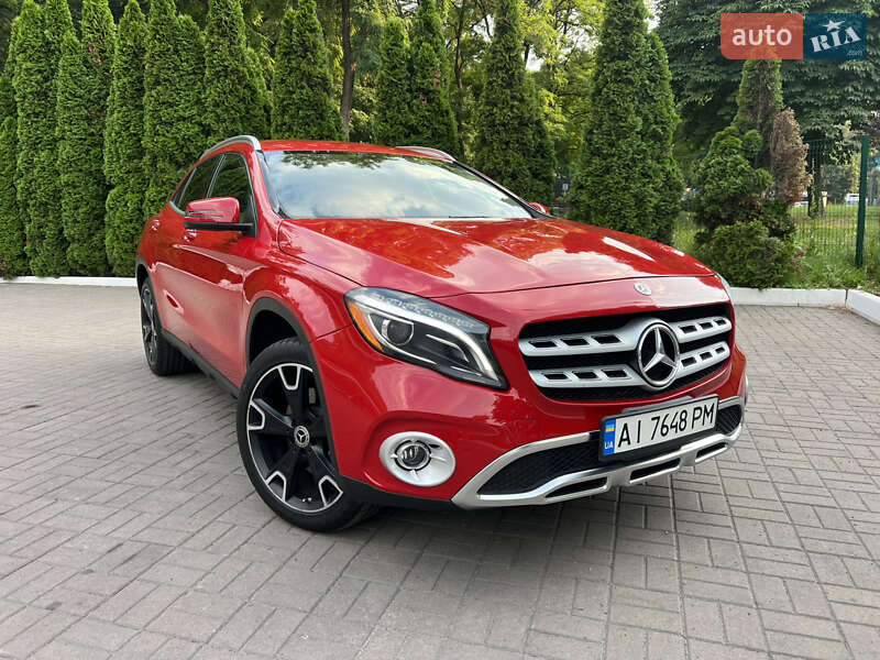 Внедорожник / Кроссовер Mercedes-Benz GLA-Class 2019 в Киеве
