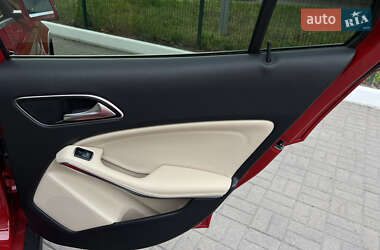 Внедорожник / Кроссовер Mercedes-Benz GLA-Class 2019 в 