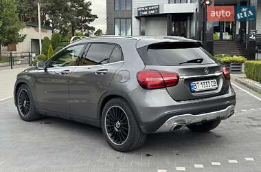 Внедорожник / Кроссовер Mercedes-Benz GLA-Class 2017 в 