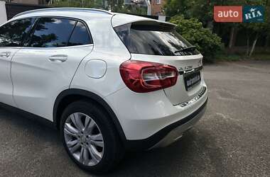 Внедорожник / Кроссовер Mercedes-Benz GLA-Class 2016 в 