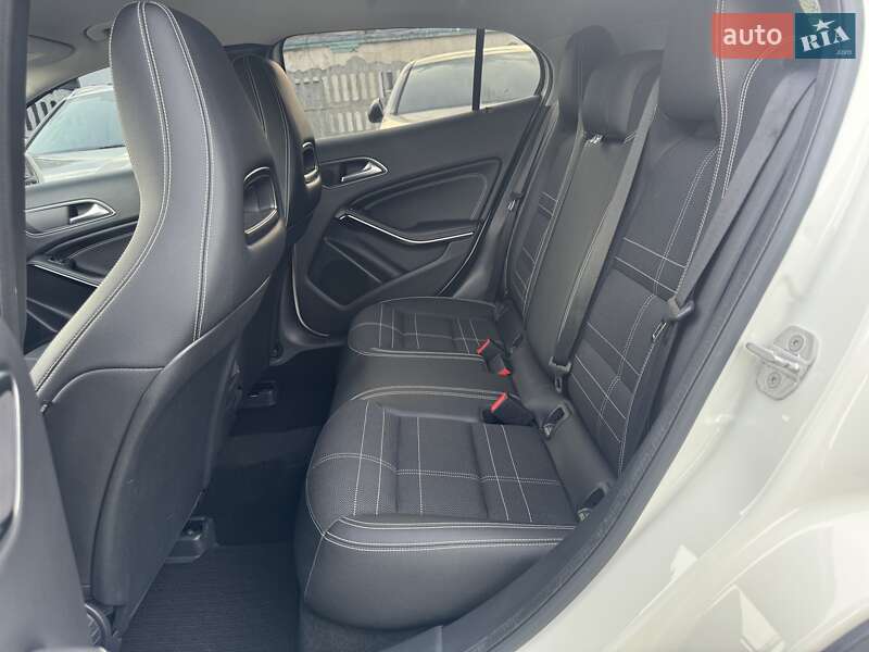Внедорожник / Кроссовер Mercedes-Benz GLA-Class 2016 в Тернополе