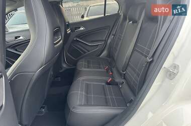Внедорожник / Кроссовер Mercedes-Benz GLA-Class 2016 в 