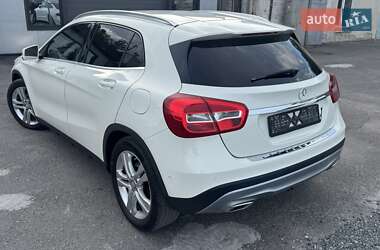 Внедорожник / Кроссовер Mercedes-Benz GLA-Class 2016 в 