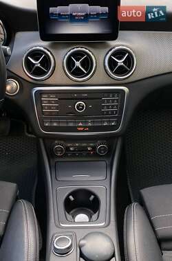 Внедорожник / Кроссовер Mercedes-Benz GLA-Class 2016 в 