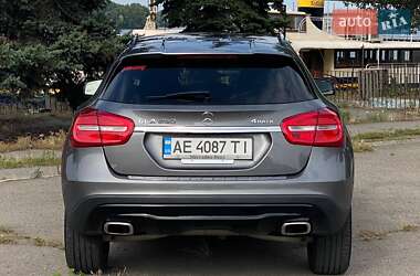 Внедорожник / Кроссовер Mercedes-Benz GLA-Class 2016 в 