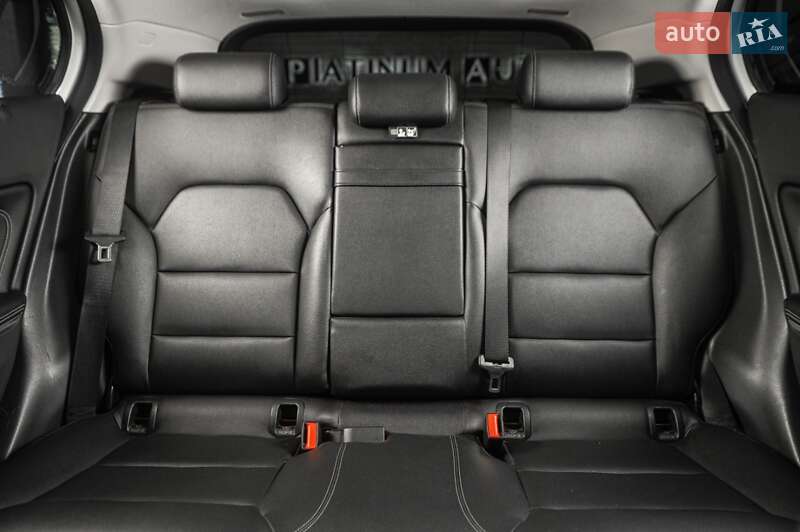 Внедорожник / Кроссовер Mercedes-Benz GLA-Class 2016 в Одессе фото 20 Внедорожник / Кроссовер Mercedes-Benz GLA-Class 2016 в Одессе