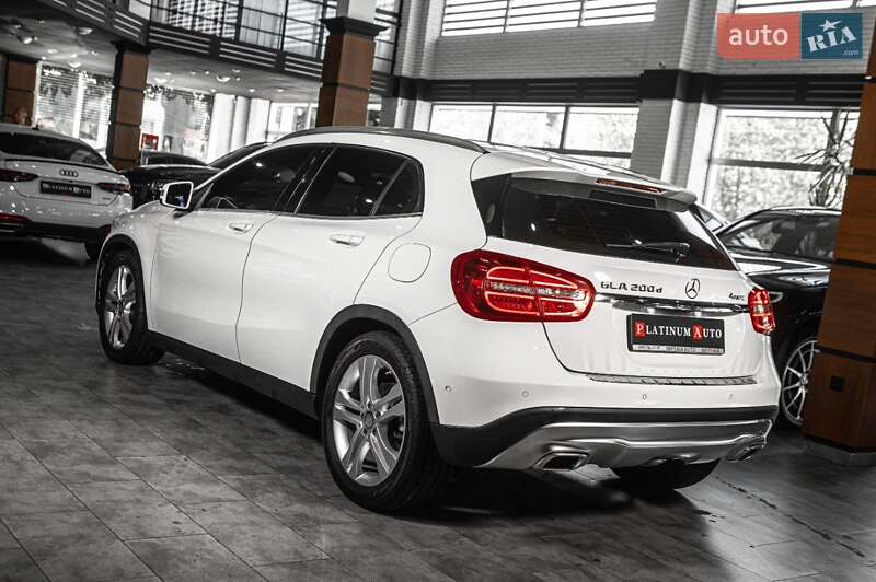 Внедорожник / Кроссовер Mercedes-Benz GLA-Class 2016 в Одессе фото 60 Внедорожник / Кроссовер Mercedes-Benz GLA-Class 2016 в Одессе
