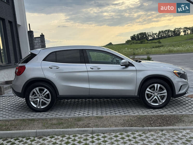 Внедорожник / Кроссовер Mercedes-Benz GLA-Class 2016 в Ровно