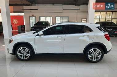 Внедорожник / Кроссовер Mercedes-Benz GLA-Class 2018 в 
