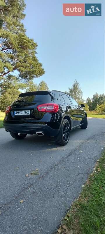 Внедорожник / Кроссовер Mercedes-Benz GLA-Class 2016 в Житомире