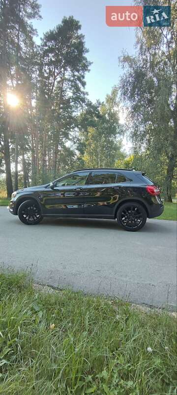 Внедорожник / Кроссовер Mercedes-Benz GLA-Class 2016 в Житомире