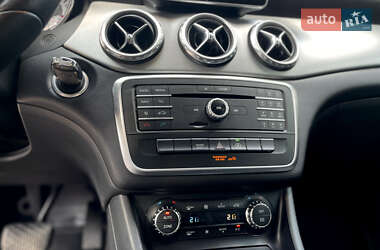 Внедорожник / Кроссовер Mercedes-Benz GLA-Class 2016 в 