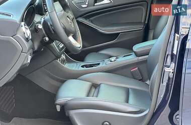 Внедорожник / Кроссовер Mercedes-Benz GLA-Class 2019 в 