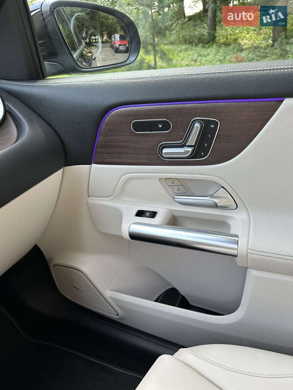 Внедорожник / Кроссовер Mercedes-Benz GLA-Class 2021 в Львове