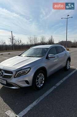 Внедорожник / Кроссовер Mercedes-Benz GLA-Class 2014 в 